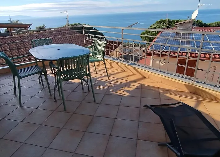 Vista Mare Terrazzo Bed & Breakfast 4*